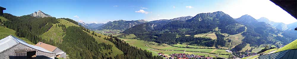 180° HD Webcam vom Hotel Zugspitzblick mit Blich über das Tannheimer Tal auf die Tannheimer Berge, zur webcam bitte hier klicken